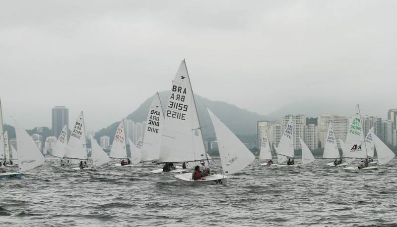 553172_583821611659159_2096268982_n
