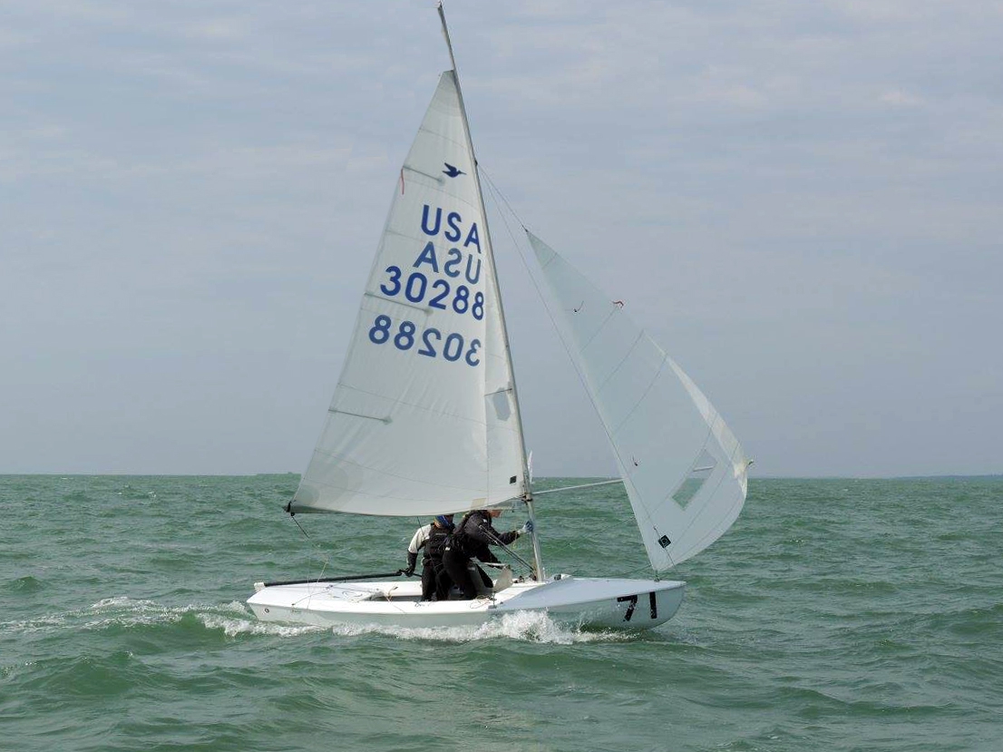 Diaz Marine Patents Self-Reefing Mainsail Image