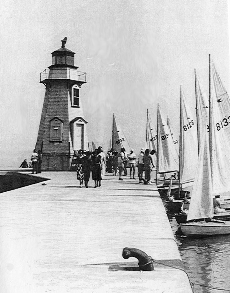 Oakville Yacht Squadron Image