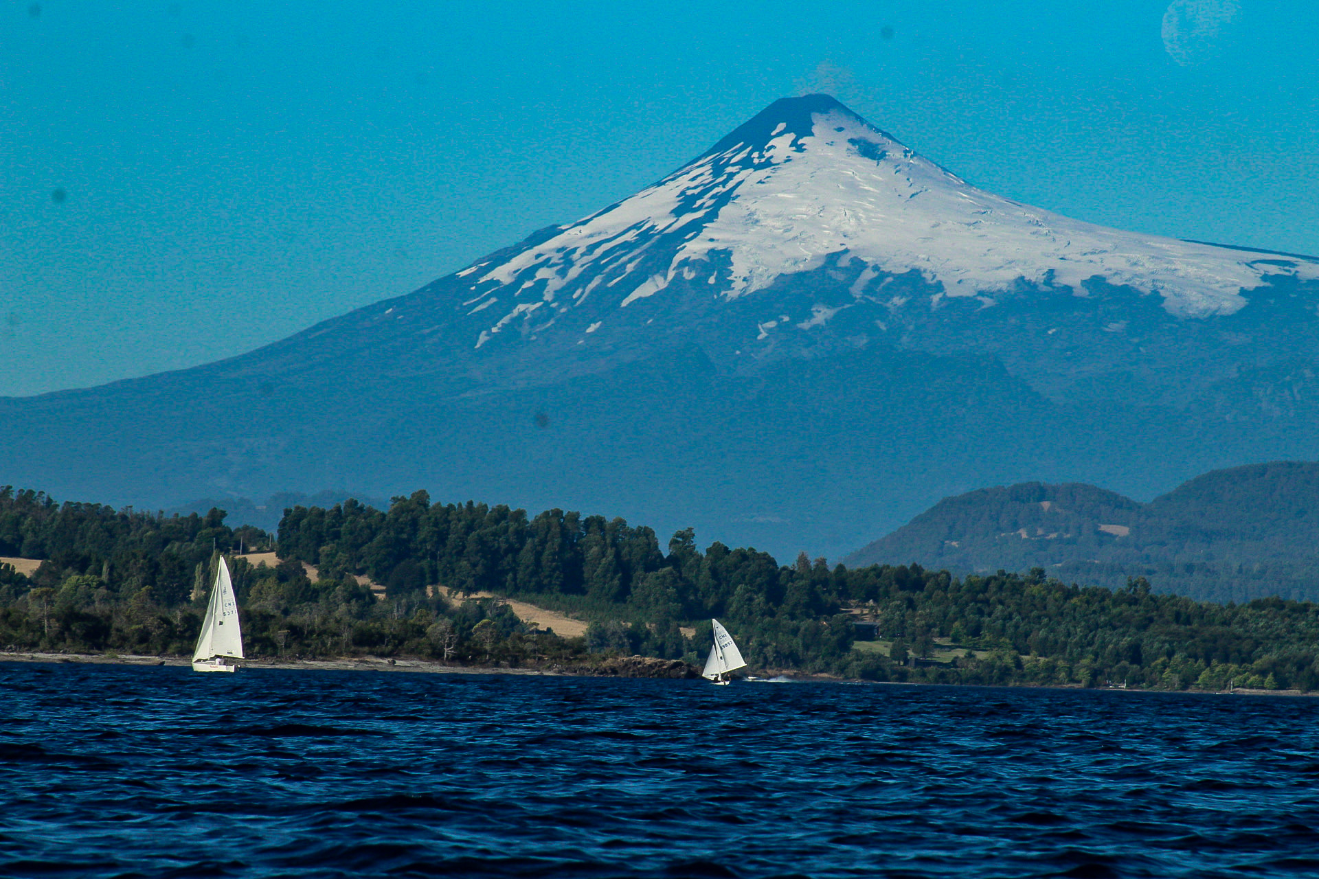 Sailing in Chilean Patagonia Image